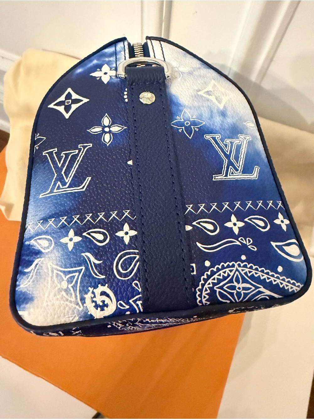 Pristine Louis Vuitton Monogram City Keepall Bandouliere Bag Bandana - Picture 8 of 17